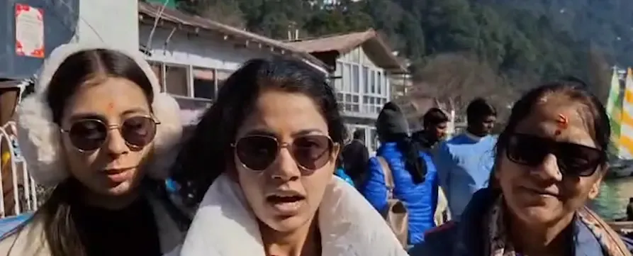 क्या नैनीताल का सुहावना मौसम पर्यटकों को लुभा रहा है?