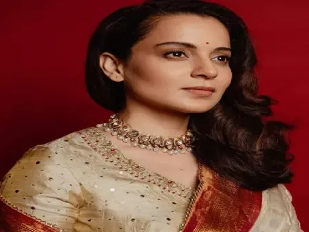 'नमस्ते सदा वत्सले मातृभूमे...', आरएसएस के सौ साल पूरे होने पर कंगना रनौत ने दी बधाई