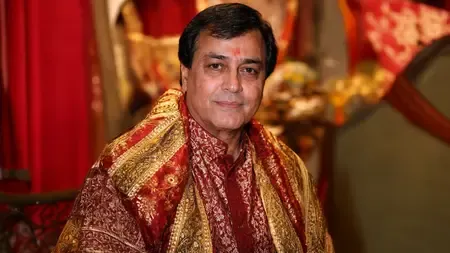 नरेंद्र चंचल : माता रानी के भजन गाकर पाई प्रसिद्धि, आज भी नवरात्रि में गूंजती है आवाज 