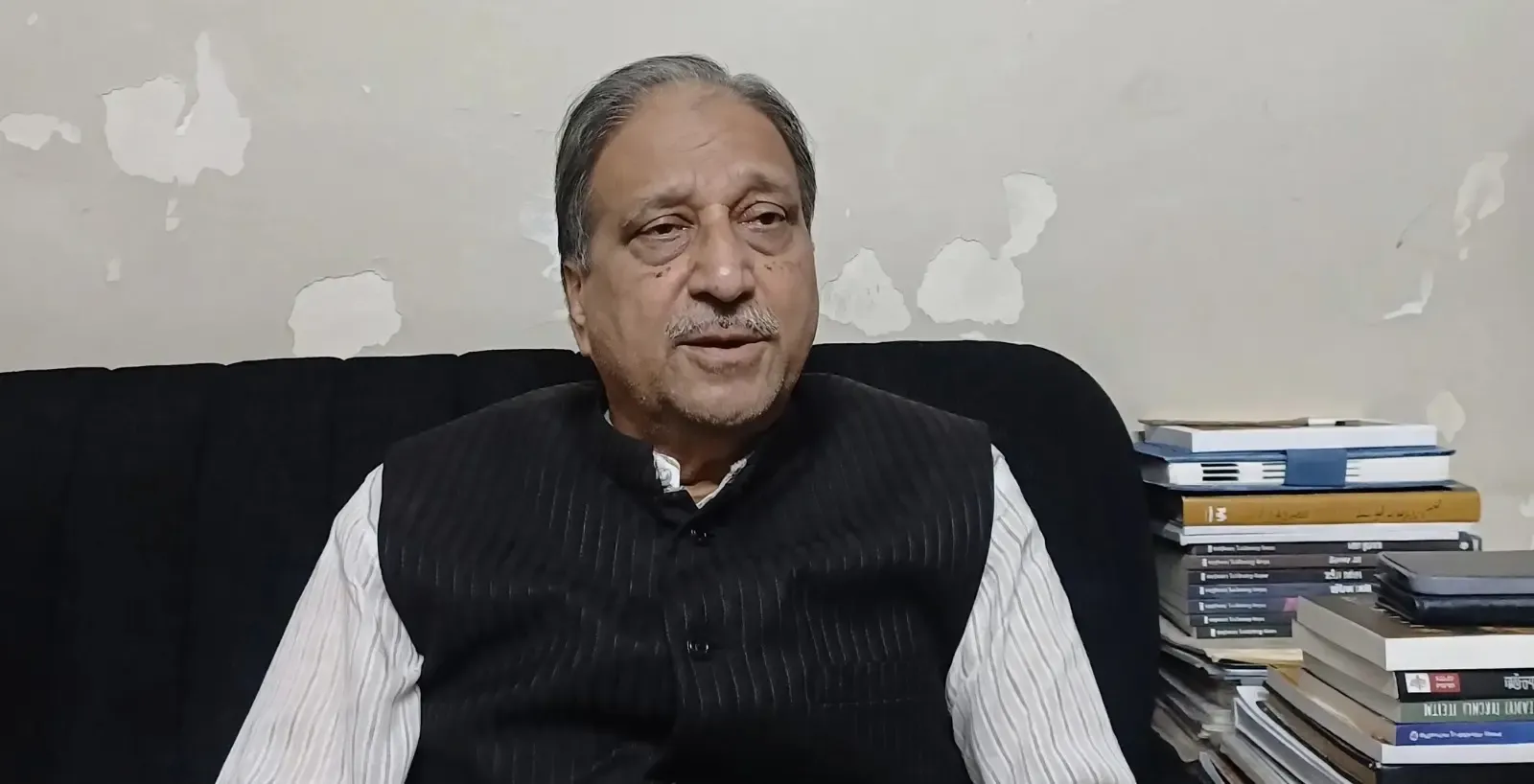 नसीम सिद्दीकी ने एशियन गेम्स गोल्ड पर बधाई दी, गुजरात UCC और युवा बेरोज़गारी पर सरकार को घेरा