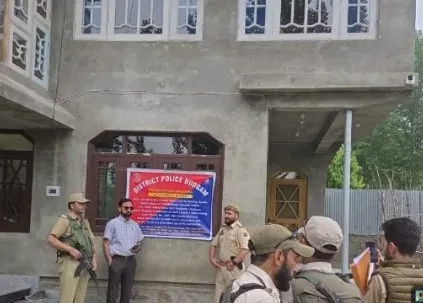 Budgam Police attach ₹80 lakh properties of 2 drug peddlers in Nasha-mukt J&K drive