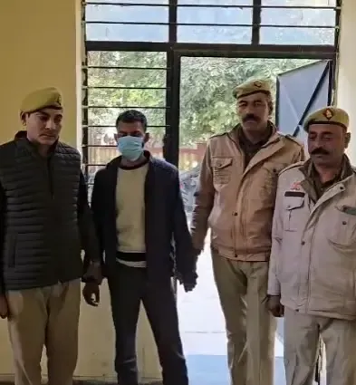 नशे में हुई बहस के बाद ईंट से कुचलकर दोस्त की हत्या, आरोपी गिरफ्तार