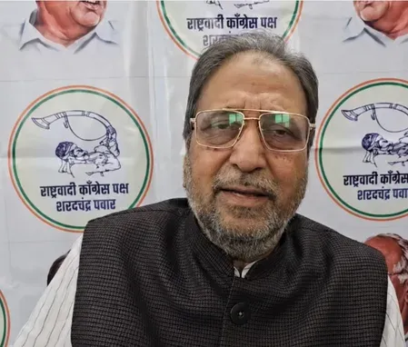 सीजेपी प्रदर्शन को NCP (SP) नेता नसीम सिद्दीकी का समर्थन, बोले — मोदी सरकार युवाओं की आवाज दबा रही है