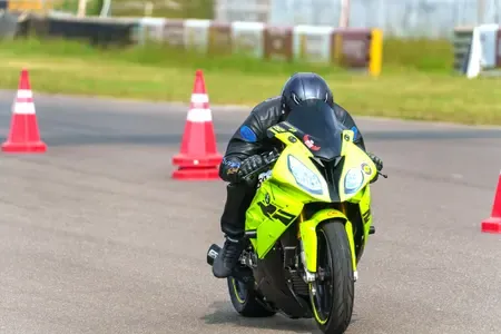 Can Hemanth Muddappa Maintain His Dominance in the National Drag Racing Championship?