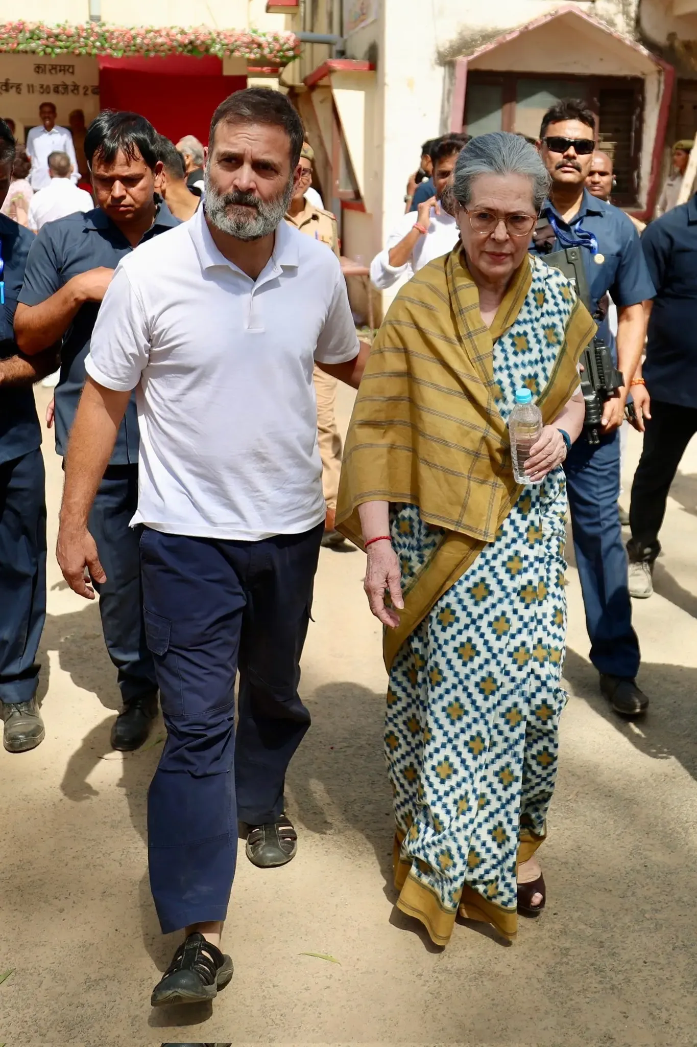 Is the National Herald Case Against Sonia and Rahul Gandhi Facing New Challenges?
