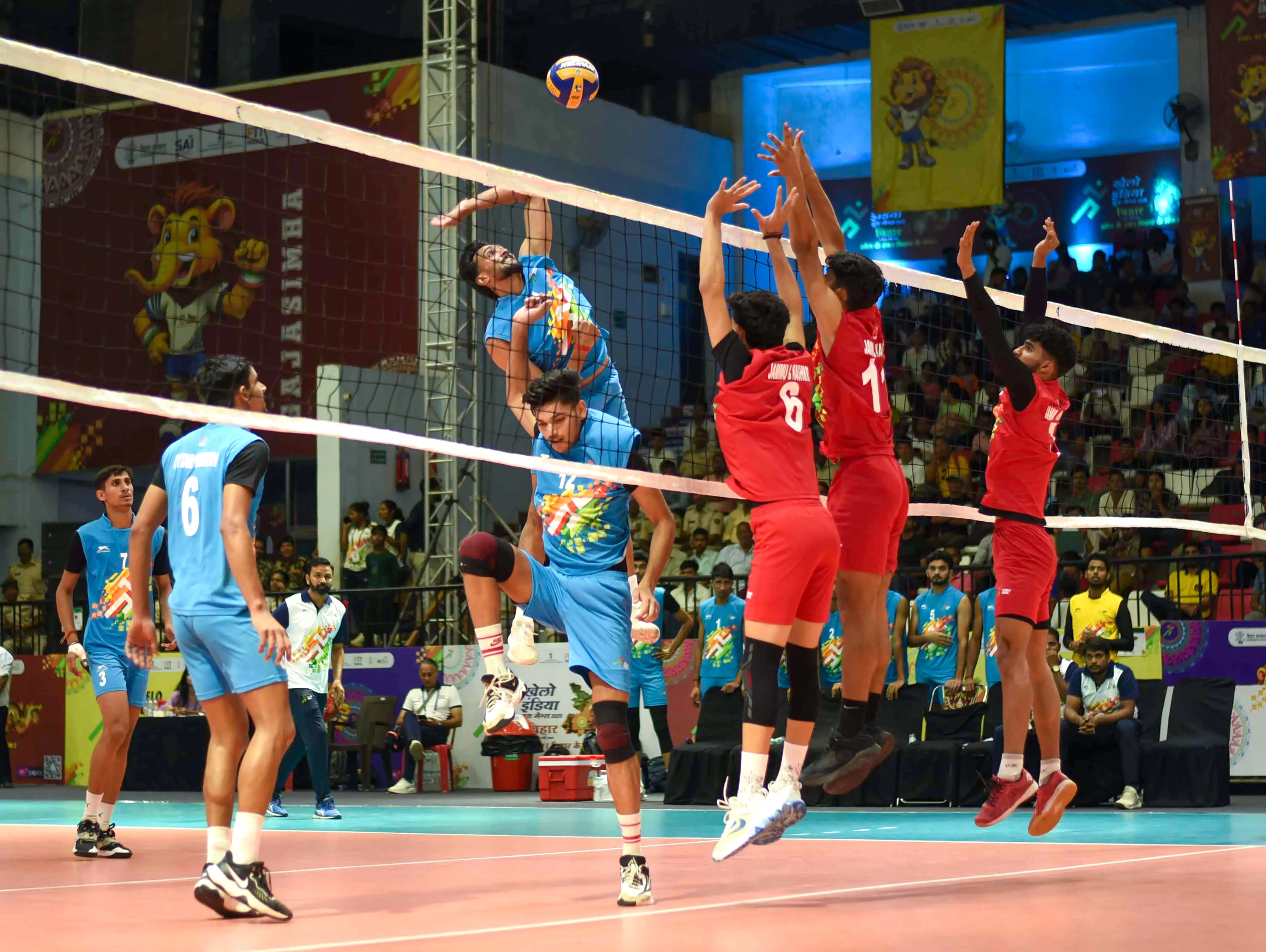 क्या नेशनल वॉलीबॉल टूर्नामेंट में 58 टीमें और एक हजार से ज्यादा खिलाड़ी शामिल होंगे?