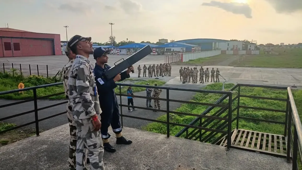 पोरबंदर हवाई अड्डे पर ड्रोन खतरे से निपटने का बहु-एजेंसी मॉक अभ्यास, भारतीय नौसेना का नेतृत्व