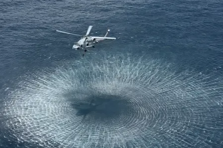 नौसेना में शामिल होगी एमएच-60आर हेलीकॉप्टर्स की दूसरी स्क्वाड्रन