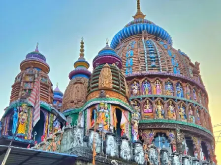 नवरात्रि का जादू: झारखंड का देवरी मंदिर, जहां आदिवासियों को है पूजा का विशेष अधिकार