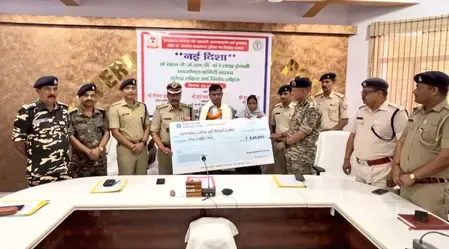 Maoist Leader with ₹5 Lakh Reward Surrenders in Jharkhand