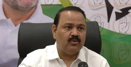 एनसीईआरटी पाठ्यक्रम विवाद: कांग्रेस बोली — एकतरफा इतिहास नहीं, सब कुछ पढ़ाओ