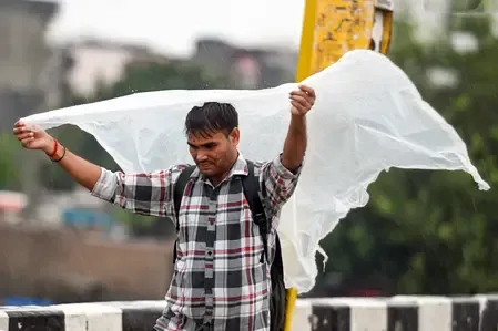 एनसीआर में अगले दो दिन हल्की बारिश से राहत, 20 सितंबर से धूप और उमस करेगी परेशान