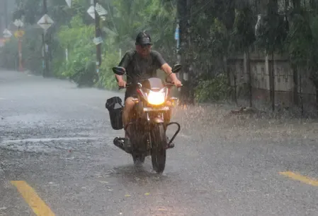 एनसीआर में पूरे हफ्ते मौसम रहेगा सुहावना, रिमझिम बारिश के साथ पारे में आएगी गिरावट
