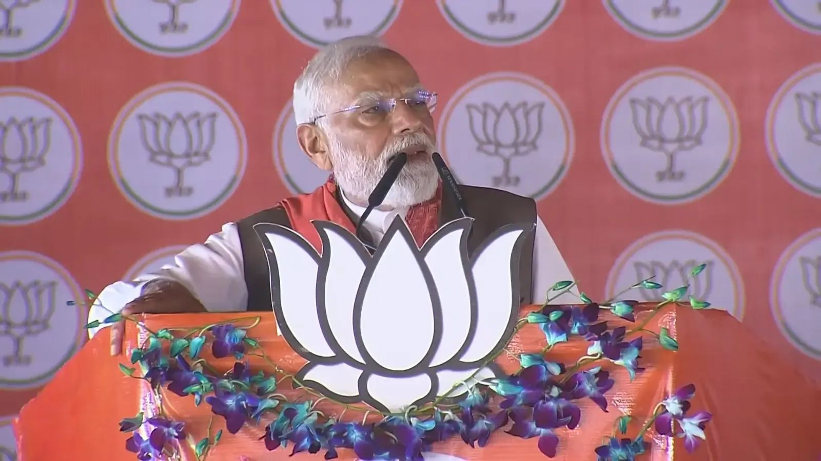 क्या एनडीए सरकार के लिए विकास सबसे बड़ी प्राथमिकता है? राजद ने बिहार को पलायन का अभिशाप दिया : नरेंद्र मोदी