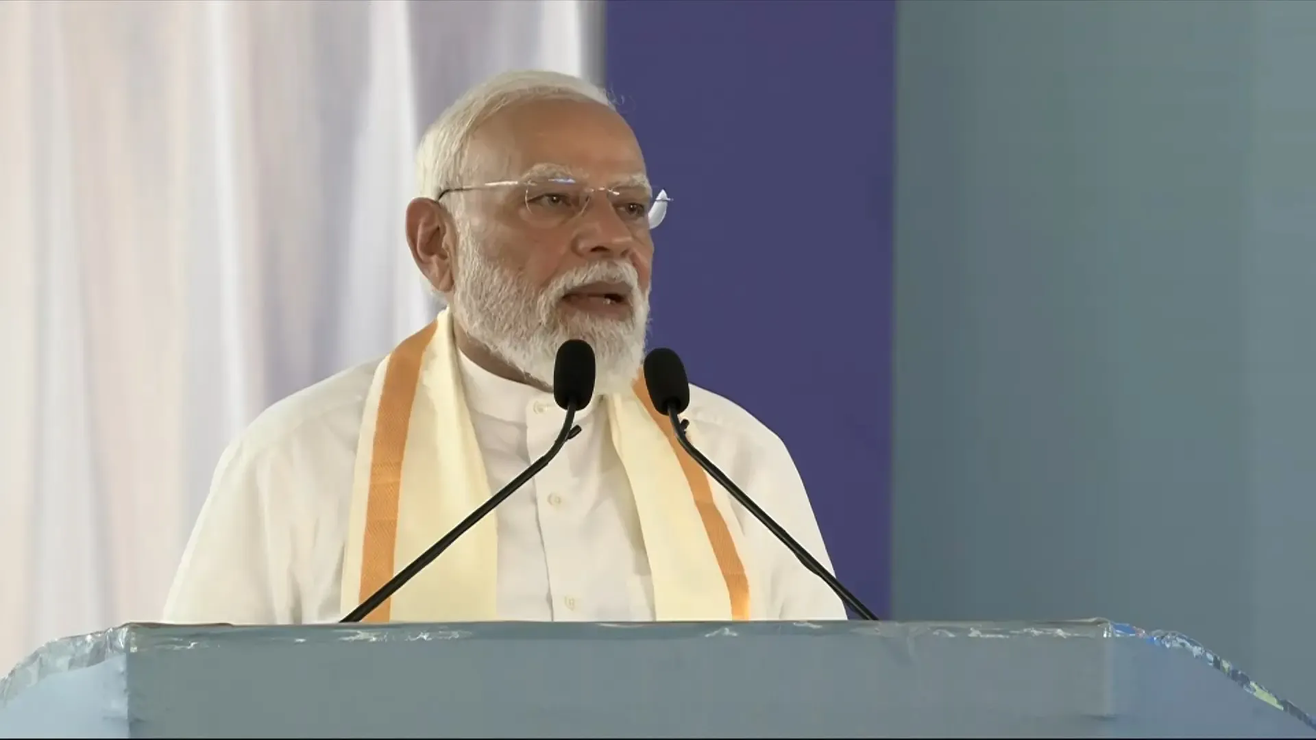 प्रधानमंत्री मोदी ने मछुआरों को मुख्यधारा से जोड़ने के लिए नई नीतियों की घोषणा की