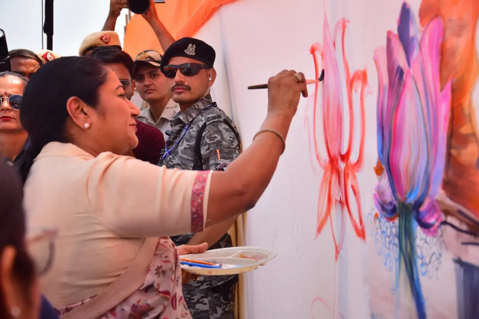 Did NDMC Set a World Record with a 10-km Live Canvas Painting for PM Modi's Birthday?