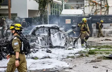 Iranian Missile Strikes Leave Nearly 200 Injured in Dimona and Arad, Israel