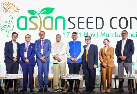 Why is it Essential to Develop Seed Varieties for Natural Farming, According to CM Fadnavis?