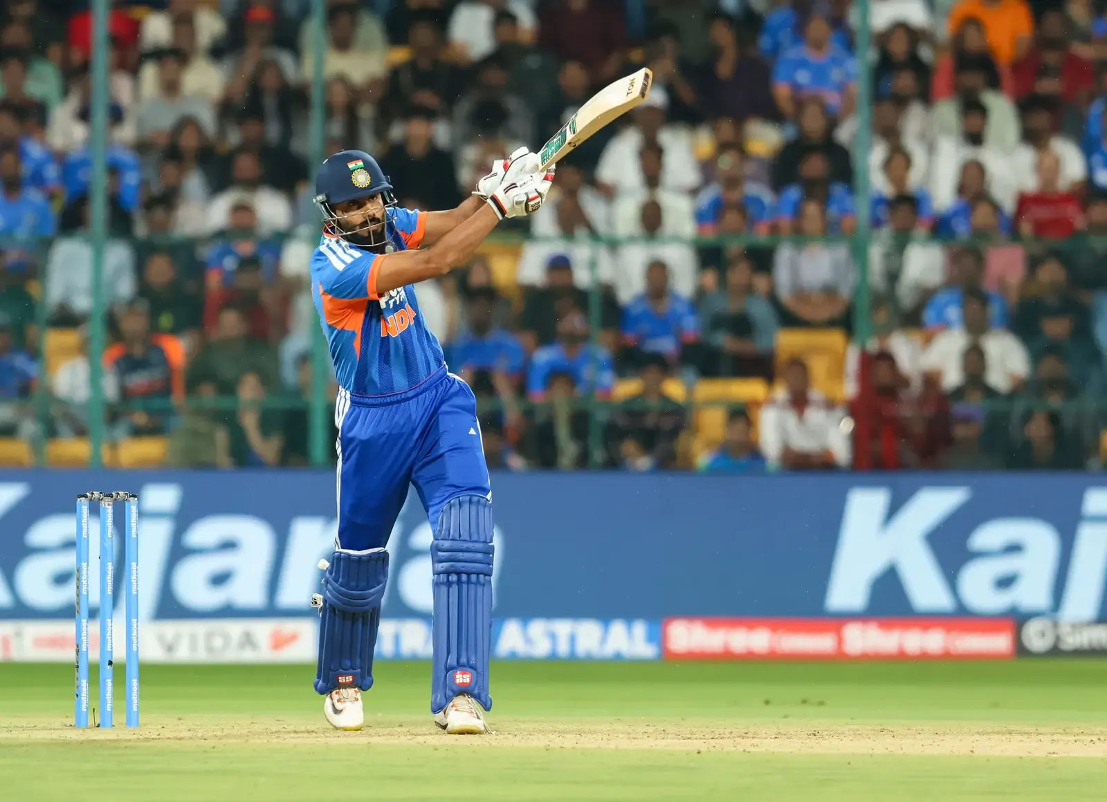 Pujara lauds Dhir's 24-off-6 cameo, urges India to back settled spin unit