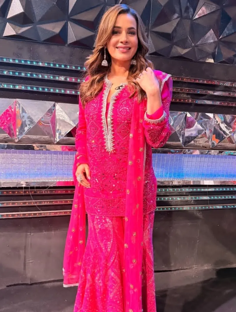 Did Neelam Kothari Spark Shah Rukh Khan and Gauri Khan's Epic Love Story?