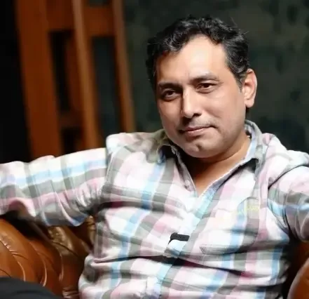 Did Neeraj Pandey Address the Controversy Surrounding 'Ghooskhor Pandat'?