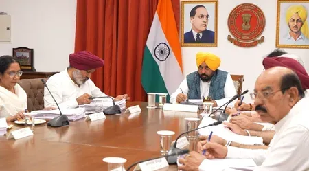 नीट परीक्षार्थियों और परिजन को पंजाब रोडवेज में मुफ्त यात्रा, कैबिनेट ने 1,013 लेक्चरर भर्ती में 5 साल की छूट भी दी
