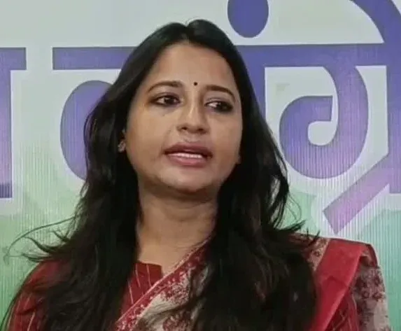 नीट पेपर लीक जांच: कांग्रेस की मांग — सुप्रीम कोर्ट के सेवानिवृत्त जज करें तहकीकात, शिक्षा मंत्री दें इस्तीफा