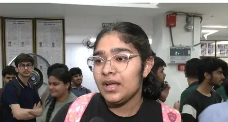 नीट यूजी री-टेस्ट: वायुसेना की निगरानी में पेपर, छात्र बोले — 'ये इंतज़ाम पहले होने चाहिए थे'