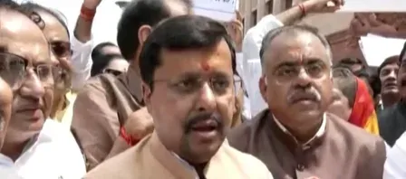 नीट विवाद पर नितिन नवीन की विपक्ष को खुली चुनौती: सदन में आएं, सरकार हर सवाल का जवाब देगी