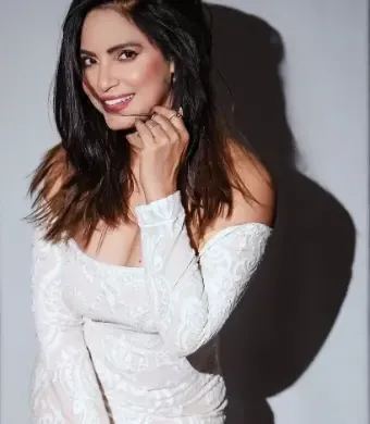 How Did Neetu Chandra's Middle-Class Roots Shape Her Journey?