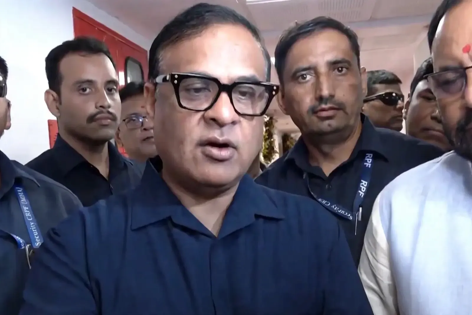 'सत्ता परिवर्तन' बयान पर एनडीए का पलटवार: हिमंता बोले, विपक्ष के पास भारत के लिए कोई विजन नहीं
