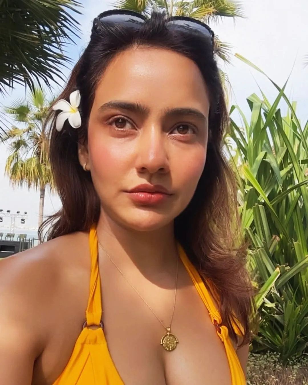 What is Neha Sharma's Go-To Look for Brunch?