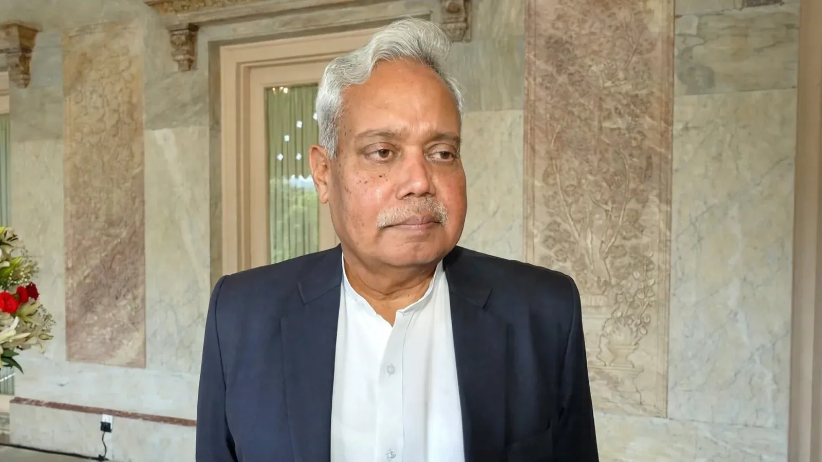 नेपाल बाढ़ में लापता NRI दंपत्ति मिहिर-किन्नरी पटेल, 288 भारतीयों से संपर्क टूटा