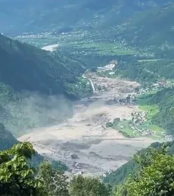 भोटेकोशी बाढ़: नेपाल में 9 बैंक शाखाएं बहीं, 26 कर्मचारियों से संपर्क नहीं; 25 शव बरामद