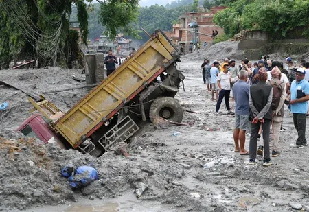 Nepal floods death toll crosses 900; 4,247 people still out of contact