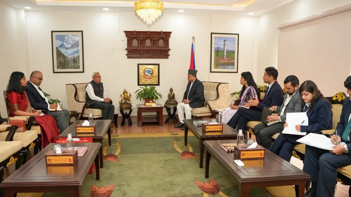 भारतीय राजदूत नवीन श्रीवास्तव से नेपाल के विदेश मंत्री शिशिर खनल की विदाई मुलाकात, द्विपक्षीय संबंधों की हुई सराहना