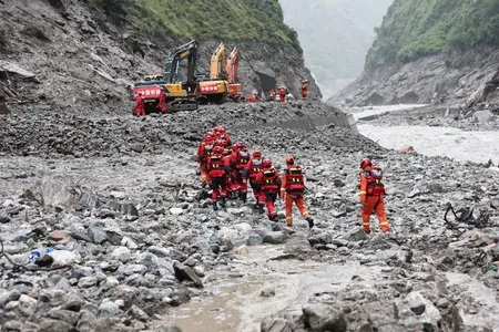 नेपाल बाढ़ में पूर्वी चंपारण के एक ही परिवार के 5 सदस्य लापता, मोतिहारी के लाला छपरा गांव में पसरा मातम