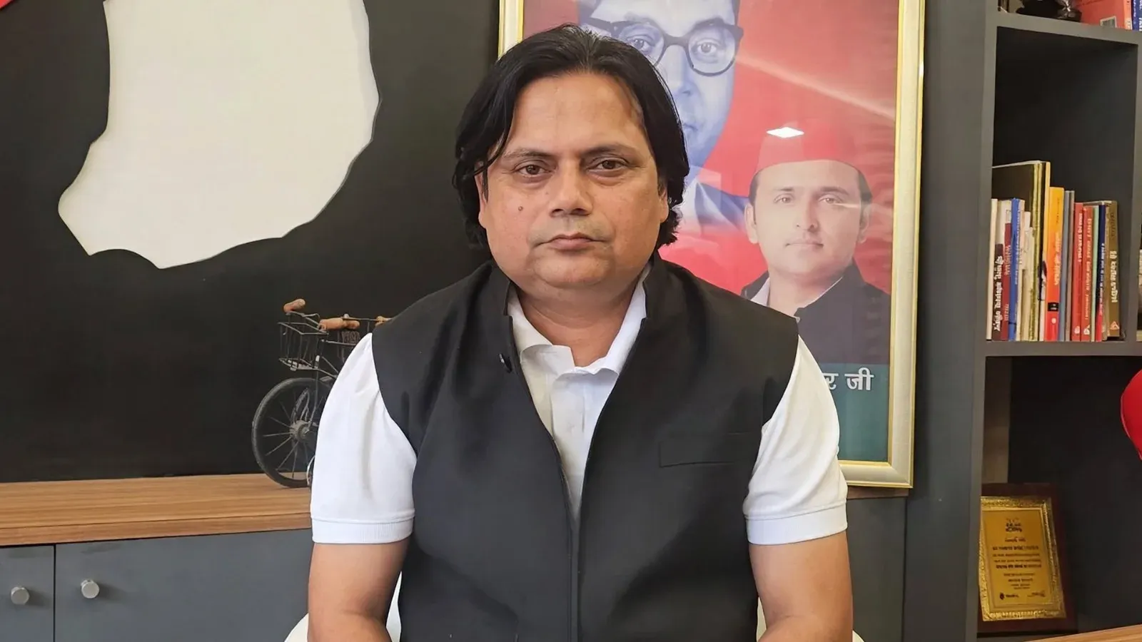 नेपाल में फंसे भारतीयों को निकाले केंद्र, दल-बदल कानून में सुधार हो: सपा प्रवक्ता फखरुल हसन चांद