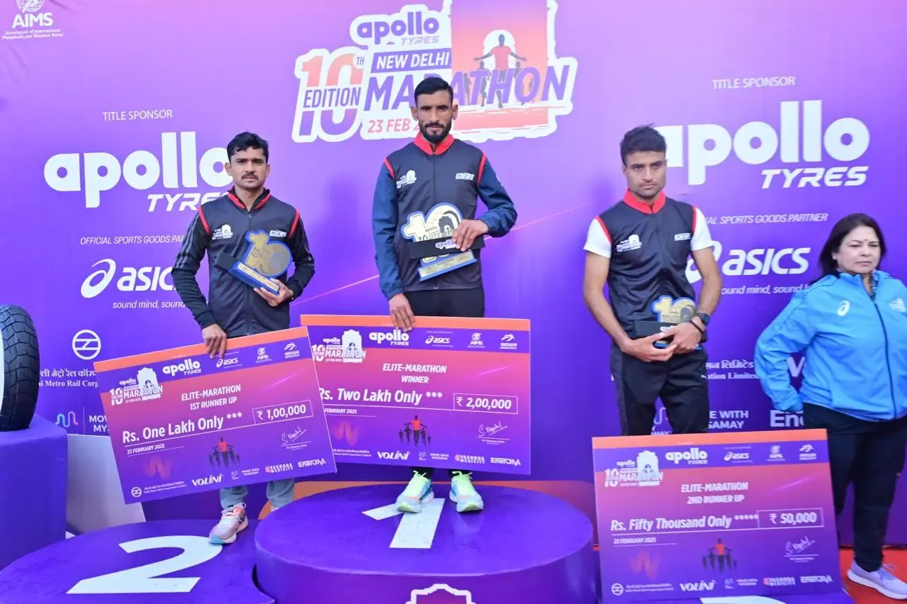New Delhi Marathon 2025: Man Singh and Bhagirathi Bisht Triumph