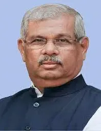New Governor of Kerala Takes Charge, Intervenes in Police Transfers
