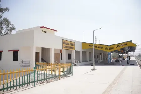 PM Modi to Launch Rs 891 Crore Railway Projects in Gujarat