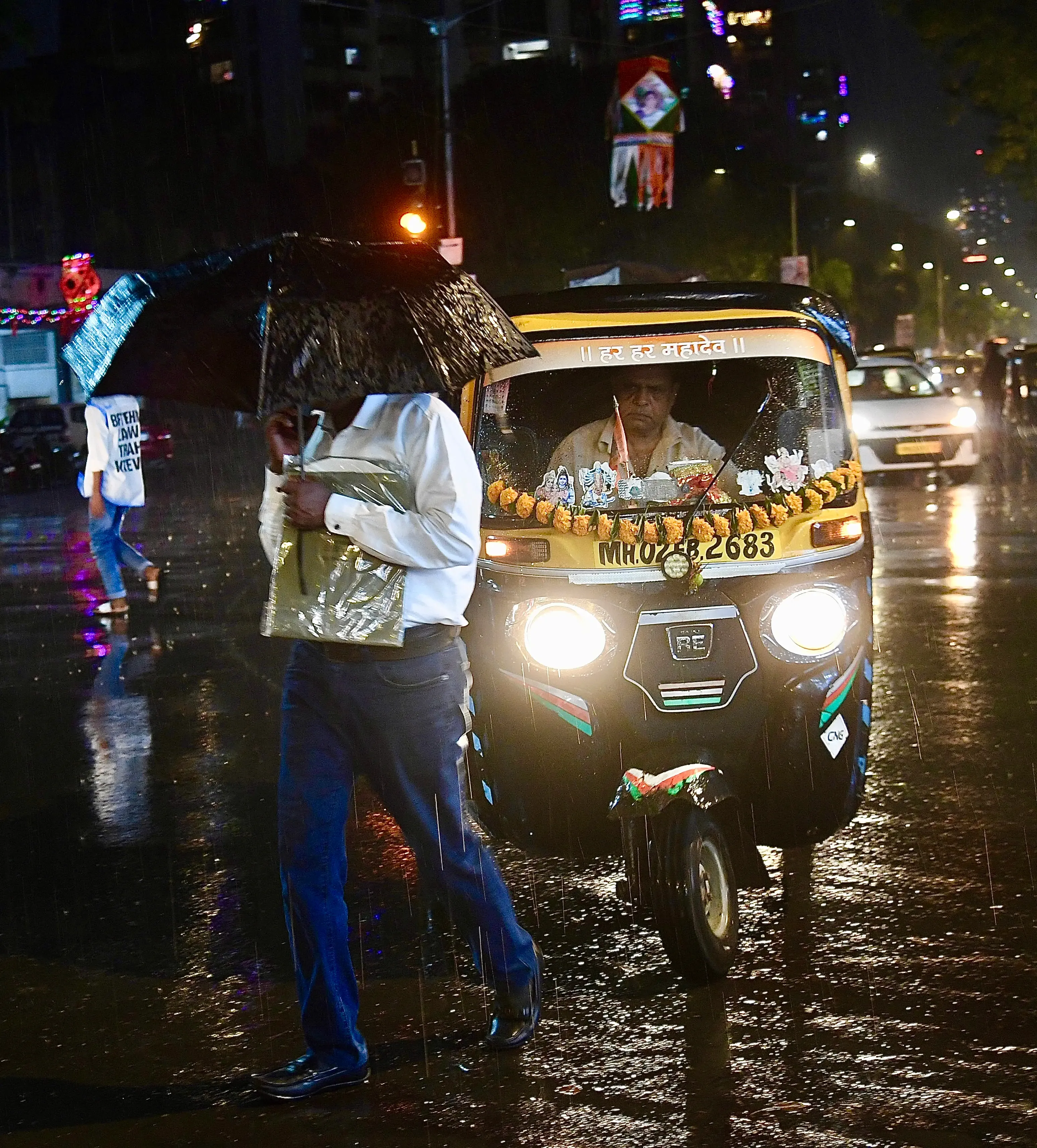 Is the New Year 2026 Starting with Rain for Mumbaikars?