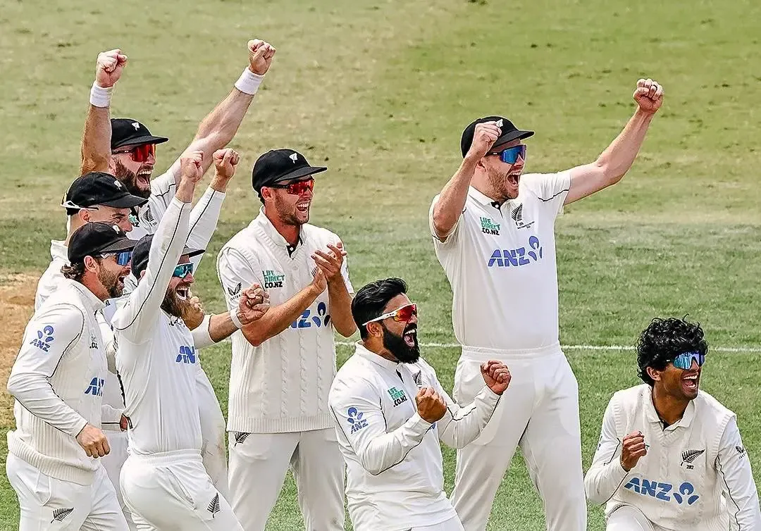 क्या न्यूजीलैंड ने वेस्टइंडीज को तीसरे टेस्ट में 323 रनों से हराकर सीरीज 2-0 से जीत लिया?