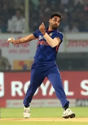 भुवनेश्वर कुमार न्यूजीलैंड T20 सीरीज में पहली पसंद हों — पुजारा