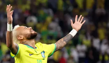Neymar injury scare clouds Brazil's World Cup opener vs Morocco
