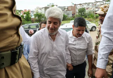 NIA charges Shabir Shah, 5 others in 1996 Srinagar violence case