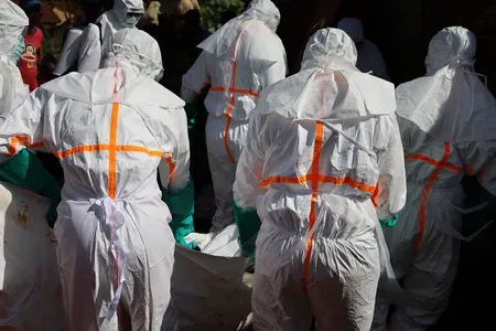 Nigeria flags 21 states at high or moderate Ebola importation risk