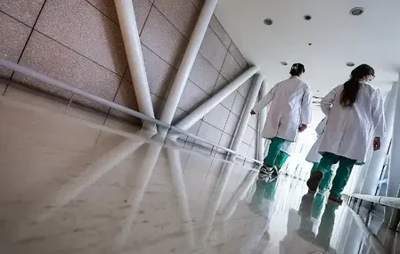 Could Night Shifts Increase Asthma Risk for Women?