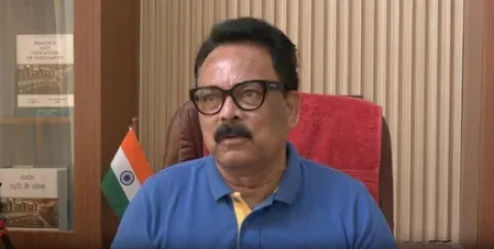 निजीकरण की ओर बढ़ी सरकार, प्रदर्शन के बजाय पीआर पर जोर: सुखदेव भगत 