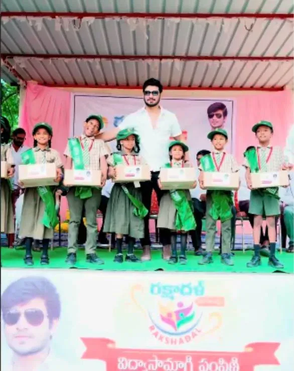 Nikhil Siddhartha gifts study kits to 1,000 students in Bhimavaram